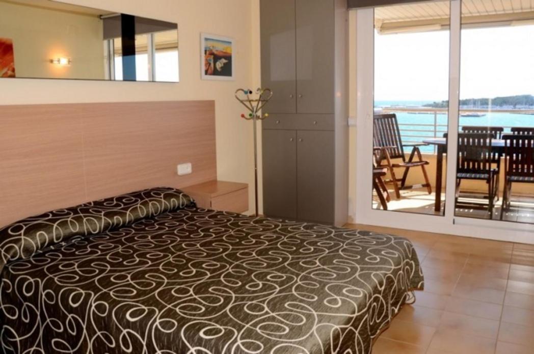 Phenicia 16 Pk Apartman L' Escala Kültér fotó